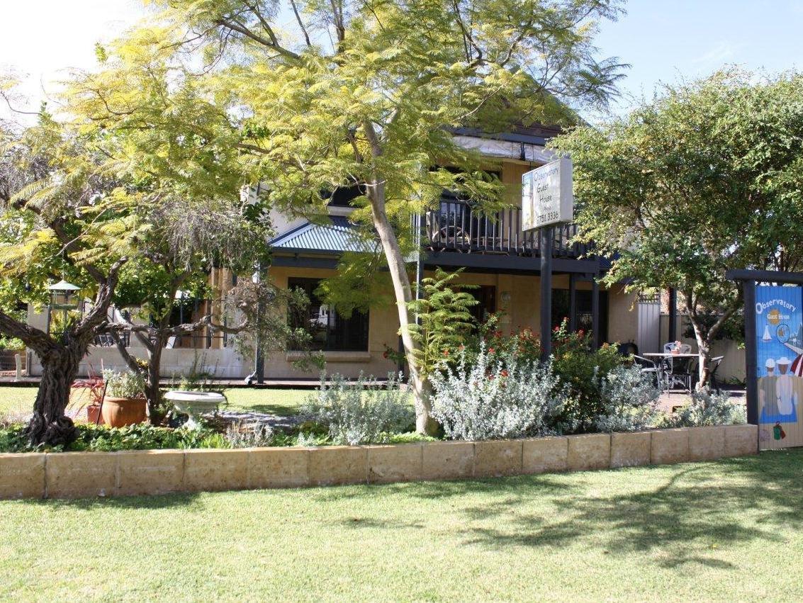 בסלטון Observatory Guesthouse - Adults Only מראה חיצוני תמונה