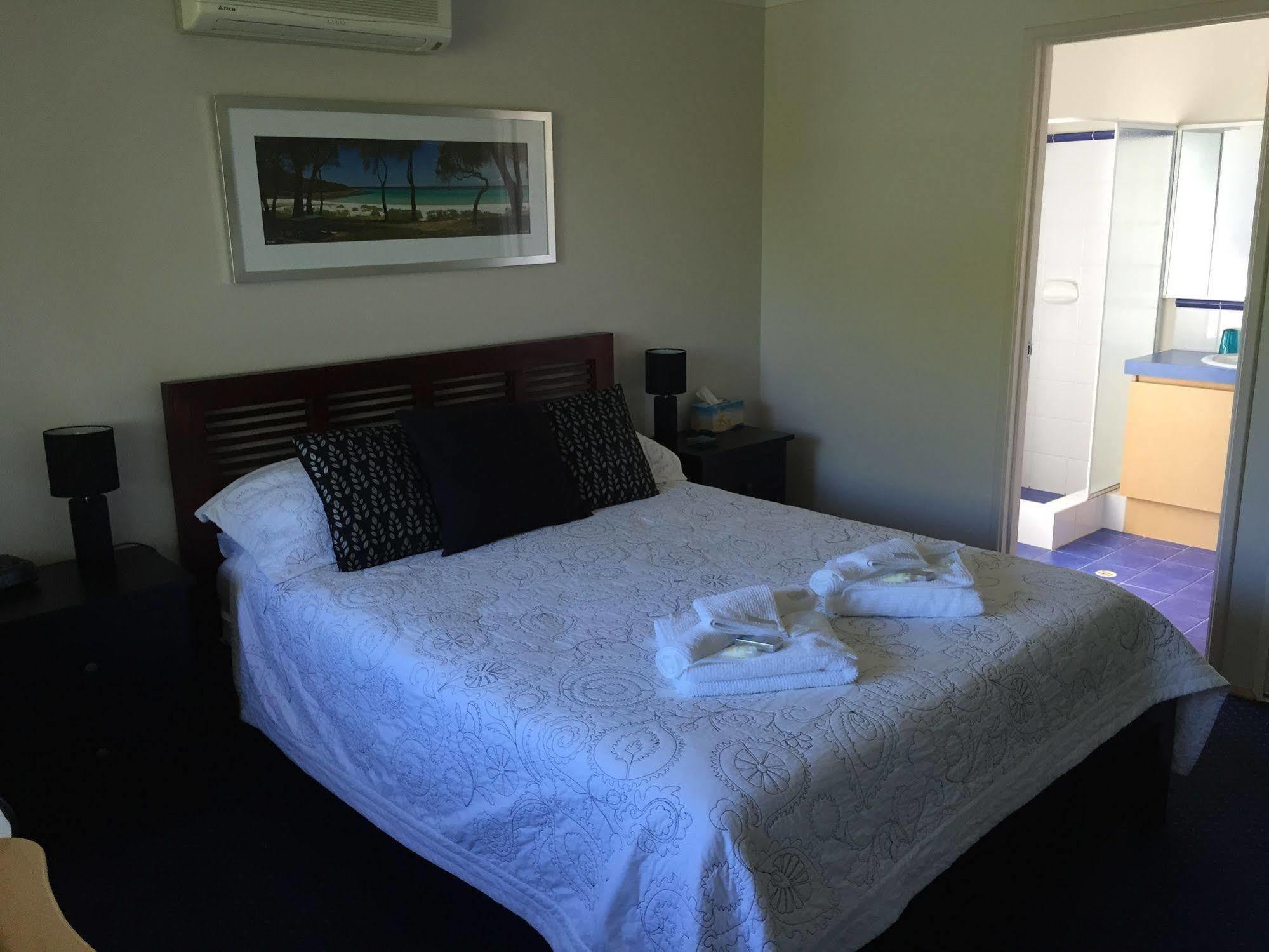 בסלטון Observatory Guesthouse - Adults Only מראה חיצוני תמונה
